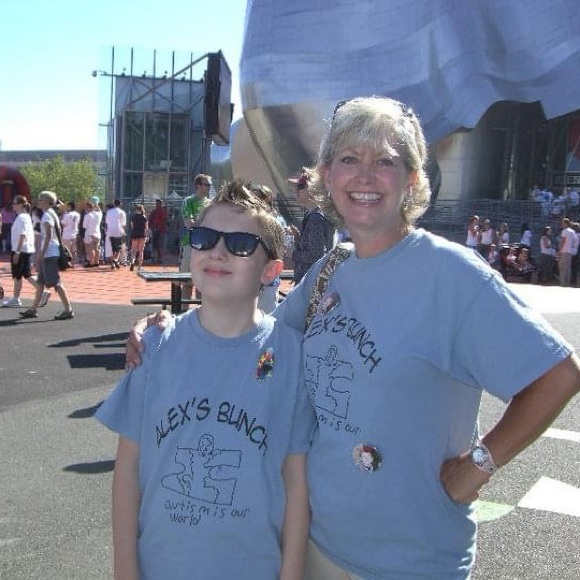 Light It Up Blue April 2nd Autism Awareness Show - Picture 4 of 10